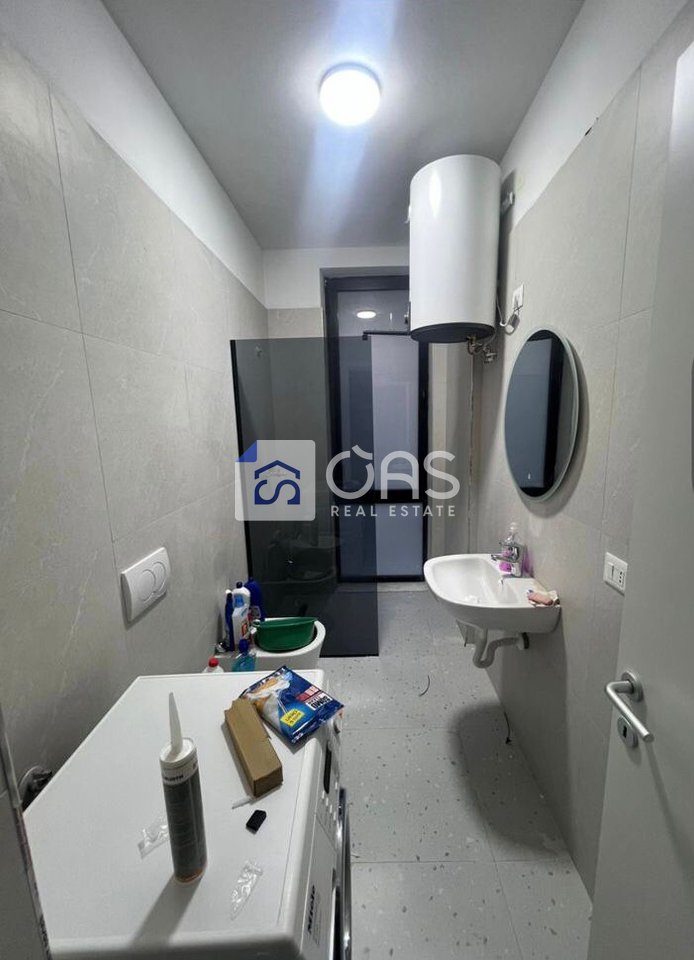 Jepet apartament me qera 2+1 tek Jordan Misja 4