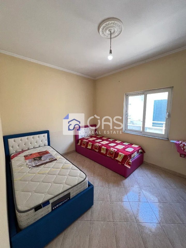 Jepet apartament me qera 2+1 tek Misto Mame 4