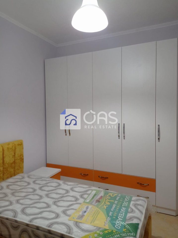 Jepet me qera apartamenti 2+1 universiteti europian 3
