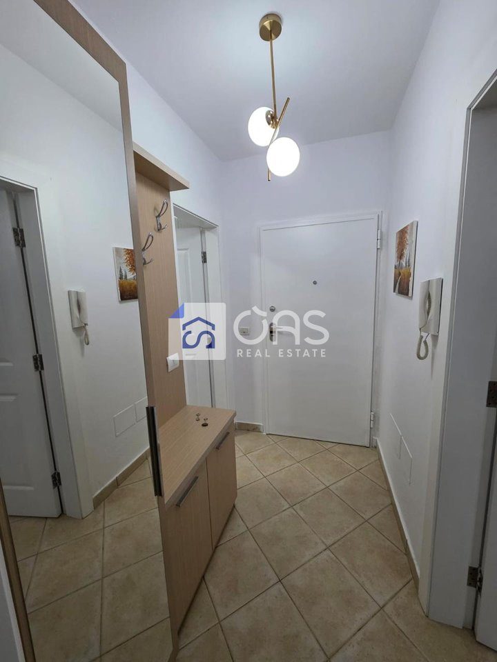 Jepet apartament me qera 1+1 Myslym Shyri 3
