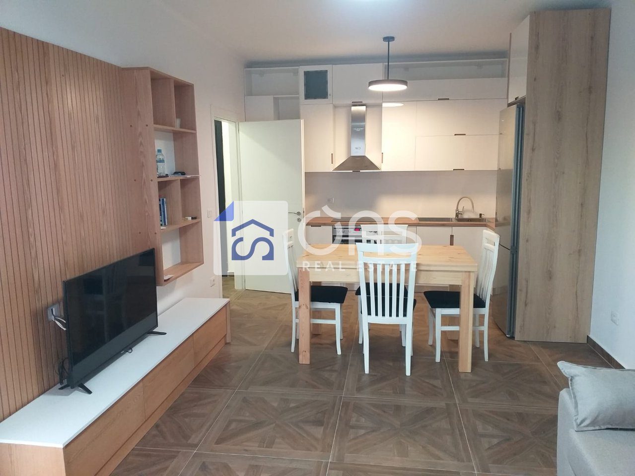 Apartament 1+1 Me Qira në Rruga 5 Maji, Tiranë - 450€ | 60 m²