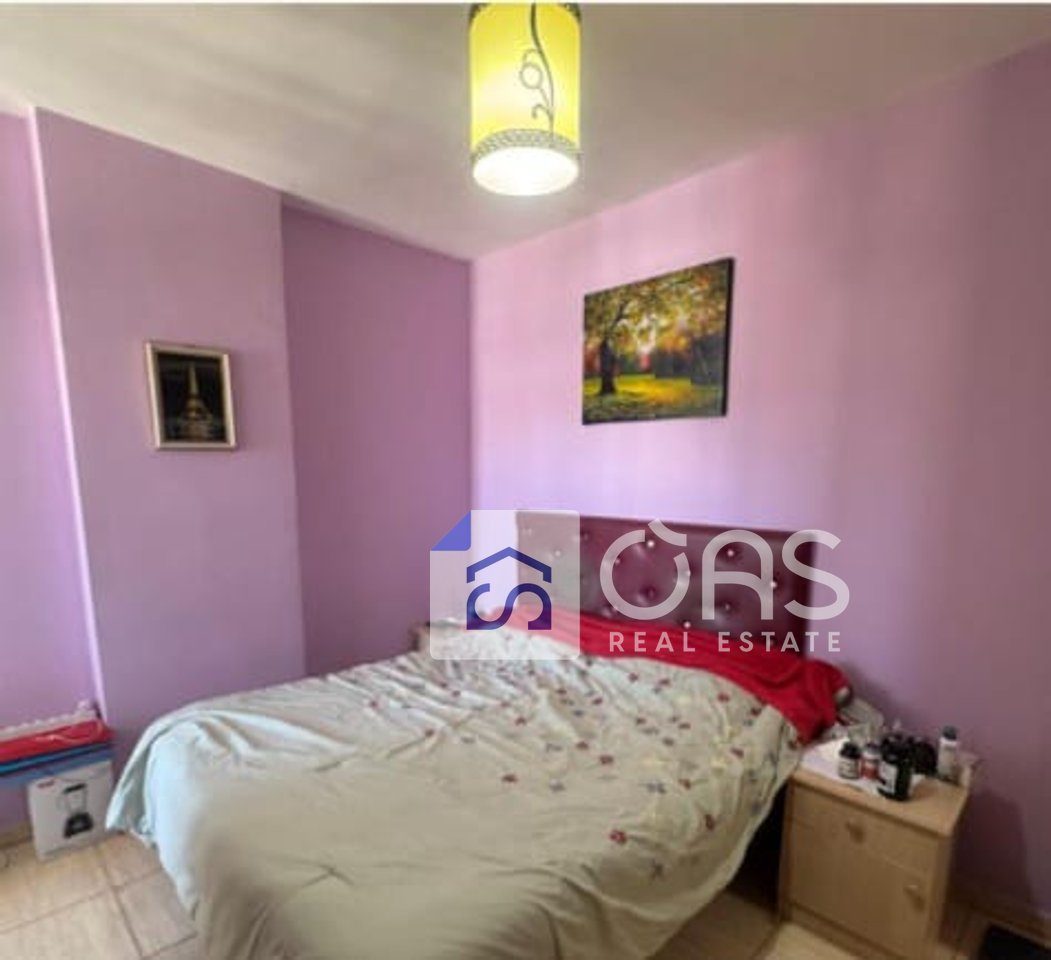Jepet apartament me qera 1+1 ne Qender 3