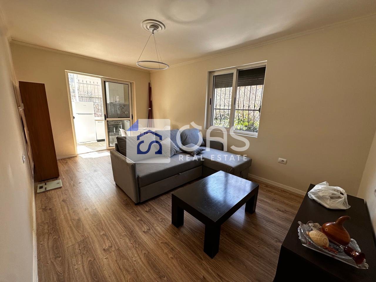 Jepet apartament me qera 1+1 Te 21 Dhjetori 1
