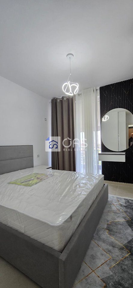 Jepet me qera apartament 1+1 Ne Shkoze 3