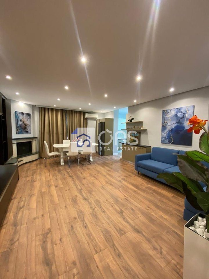 Jepet me qera apartament 2+1+2 tek Ish Ekspozita. 3