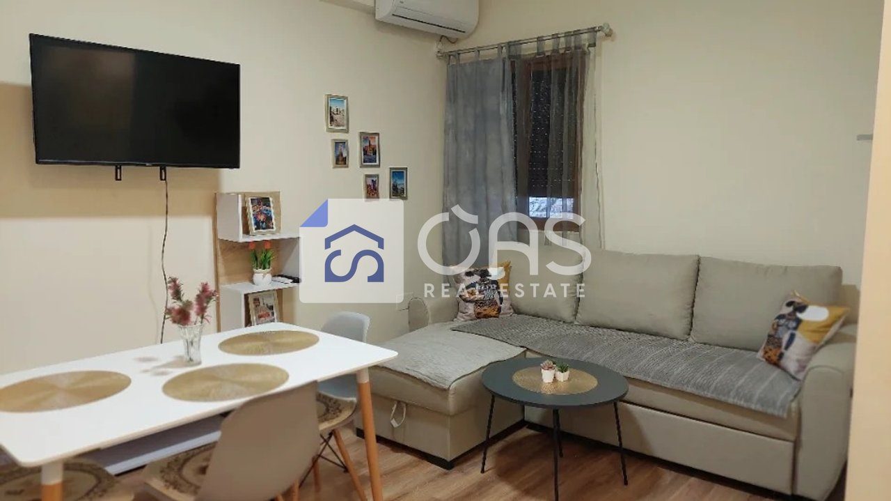 Jepet apartament me qera 1+1 Myslym Shyri