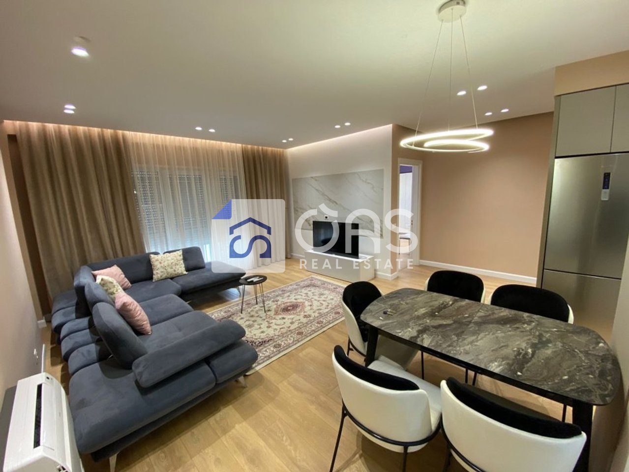 Jepet apartament e qera 2+1+2 tek Rruga e Dibres
