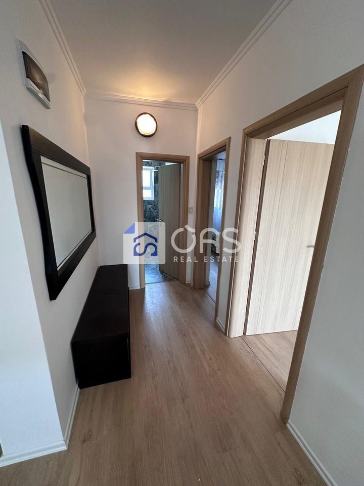 Shitet apartament 2+1 tek Rruga Bardhyl. 3