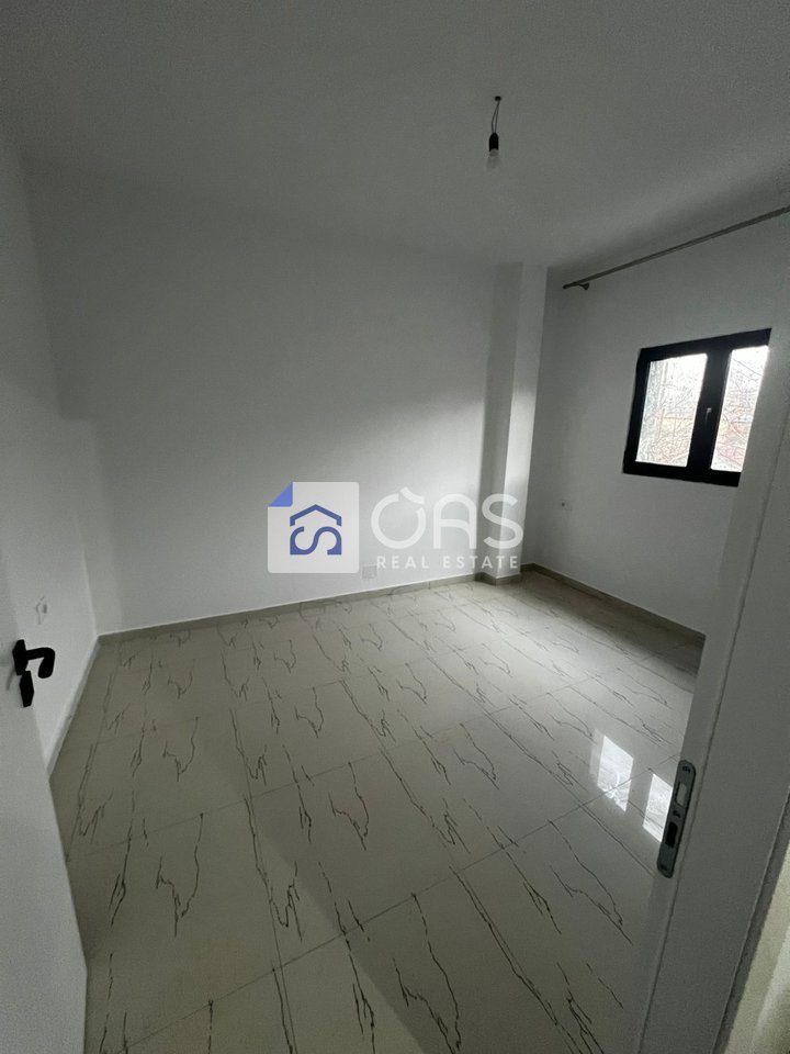 Apartament 2+1 Me Qira në Laprakë, Tiranë - 450€ | 90 m² 3