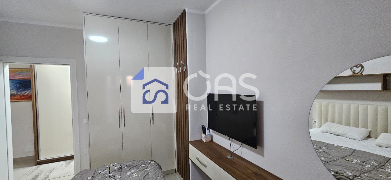 Jepet me qera apartament 2+1 Te Ish Dogana 3