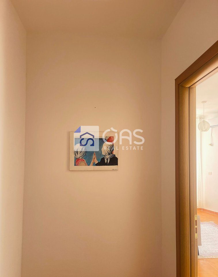 Jepet apartament me qera 1+1 ne Astir 4