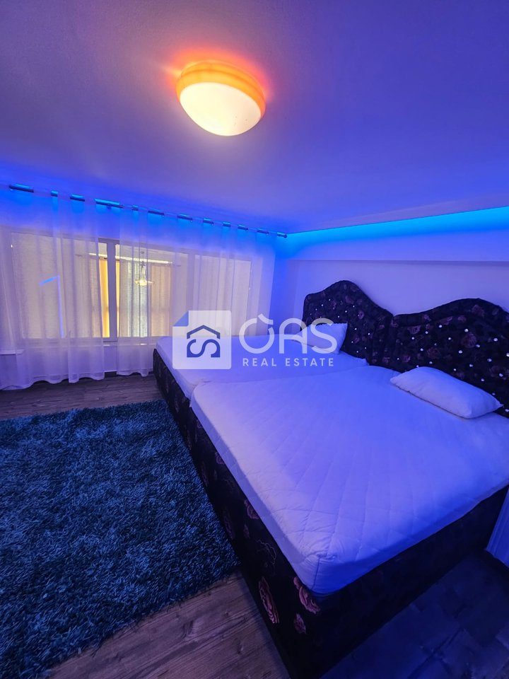 Jepet me qera apartament duplex 2+1 Te Pallati me Shigjeta 4