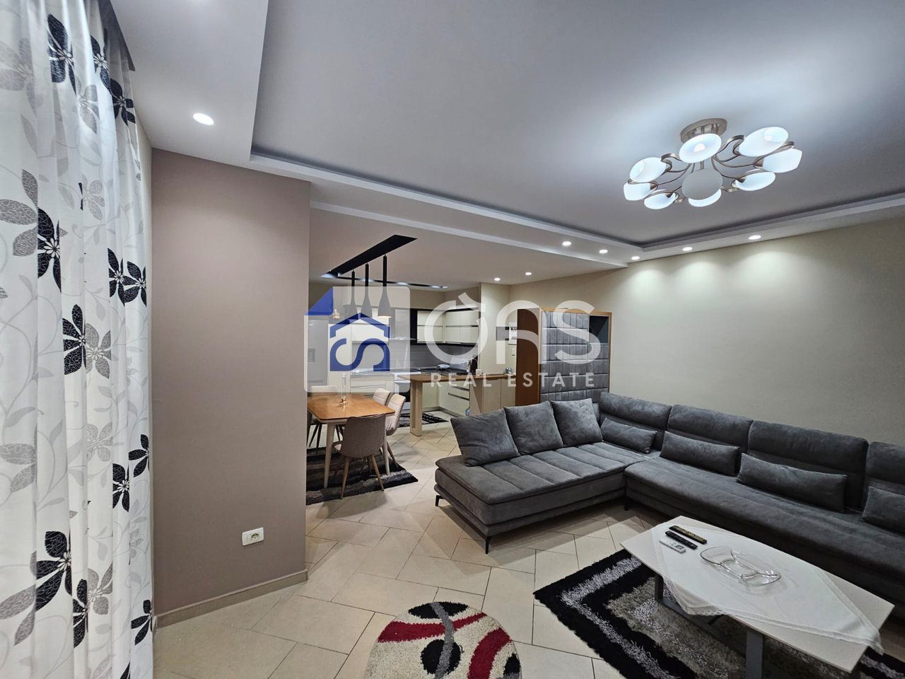 Apartament per qera te Liqeni i Thate 650 euro 2