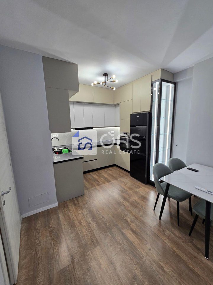 Jepet me qera apartament 1+1+P Laprake (KOMPLEKSI E 88) 3