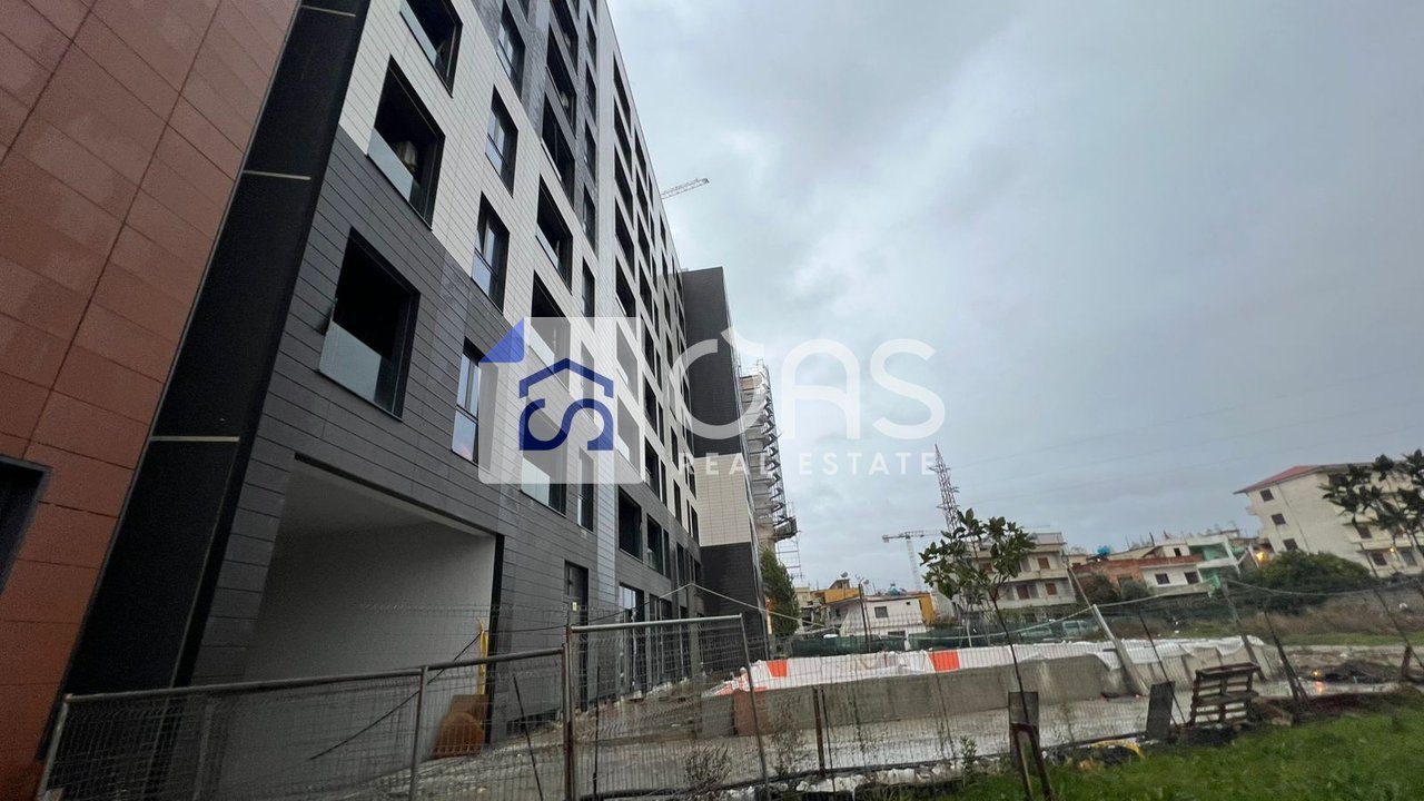 Shitet apartament 2+1 ne Bulevardin e Ri Cmimi:176.200euro 3
