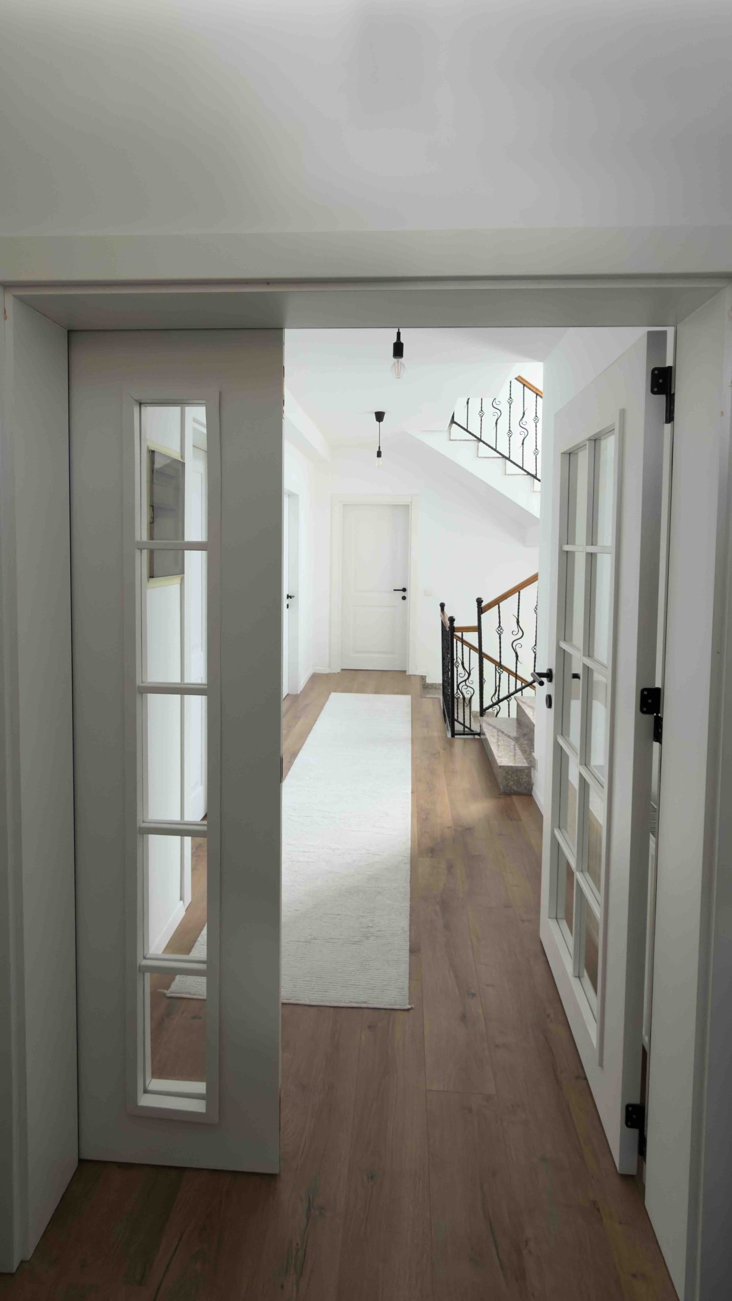 Shtëpi 420m² për SHITJE në Veternik