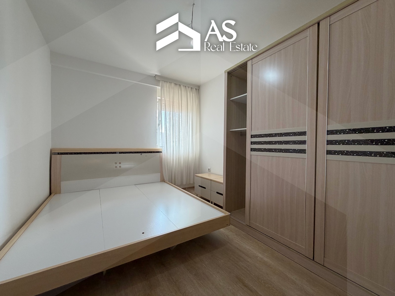 Banesë 58m² me qira te Xhambazt 3