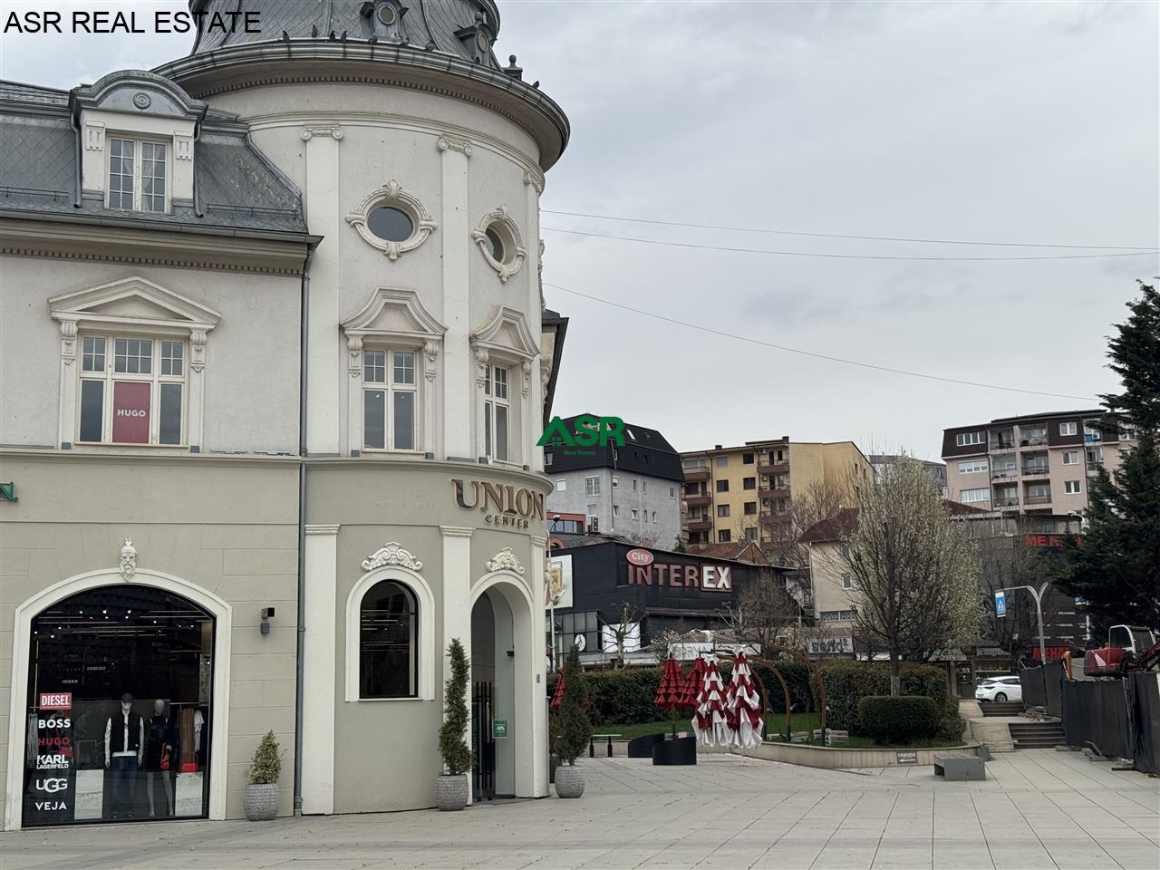 Banesë 73m2 me qira në qender