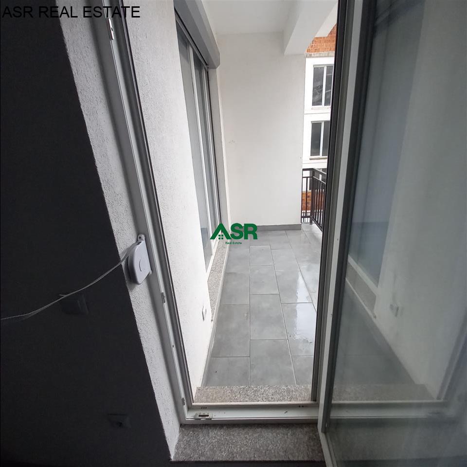 Banesë 63m2 me qira në rr.Muharrem Fejza