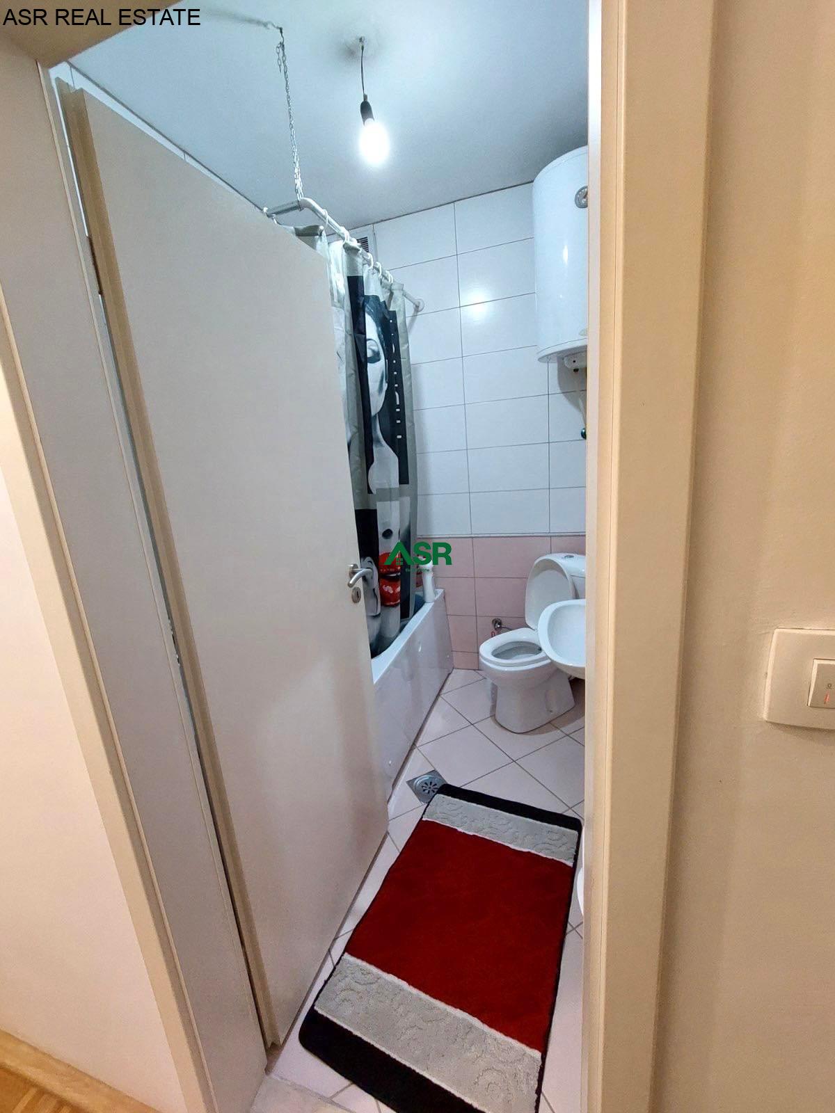 Ofrohet per shitje banesa ne lagjën Tophane