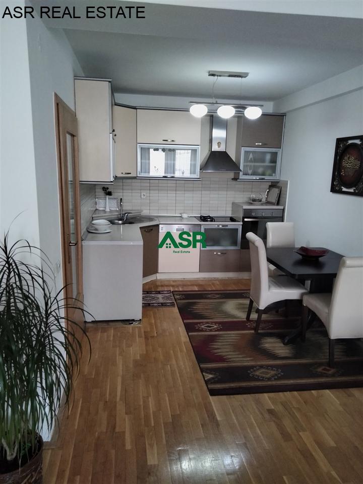 Banesë 86m2 me qira në lagjen Bregu i Diellit