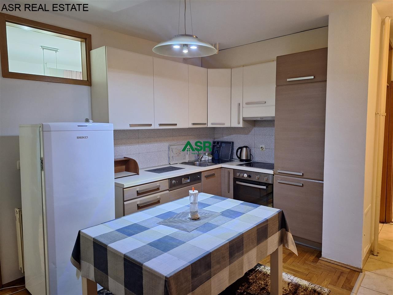 Banesë 60m2 me qira në Sante 4