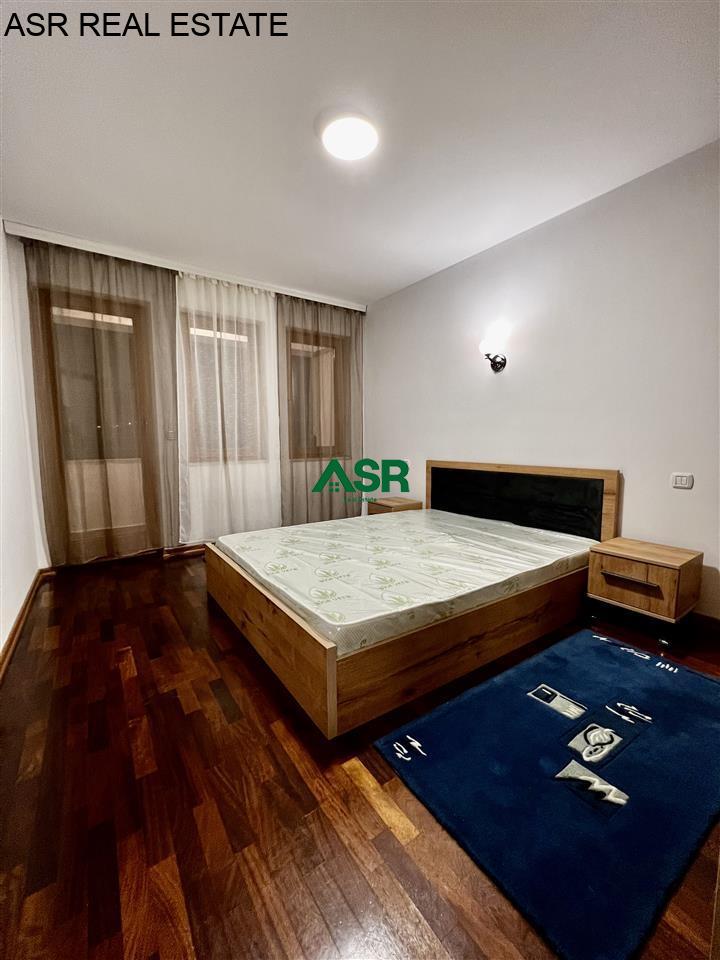 Lëshohet banesa me qira në lagjën qender tek parku 4