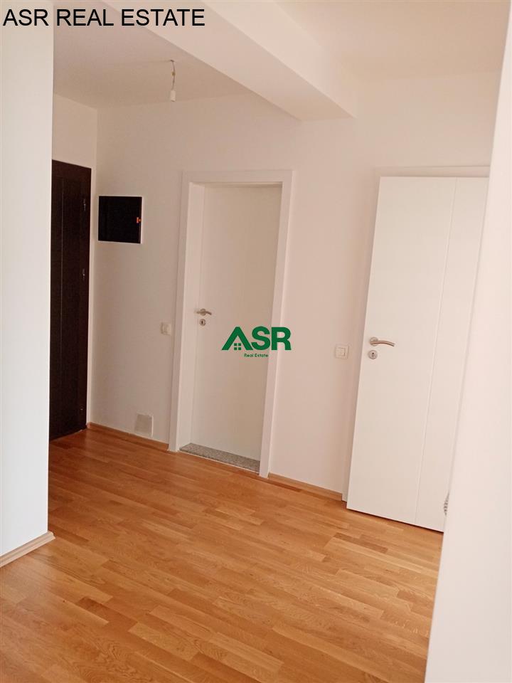 Banesë 100m2 me qira në rr.Prekazi, lagjia e spitalit 4