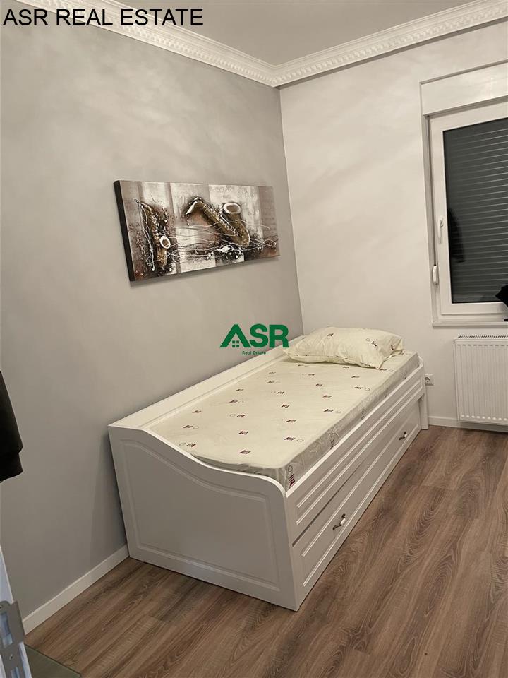 Lëshohet banesa luksoze me qira ne lagjen Arberia