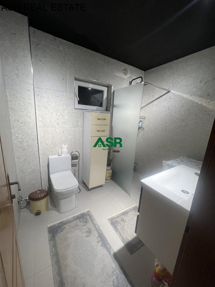 Banesë 100m2 me qira në qender afer gjimnazit Sami Frasheri 4