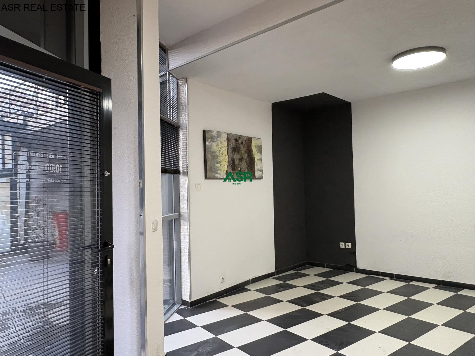 Lokal 30m2 me qira në lagjen bregu i diellit