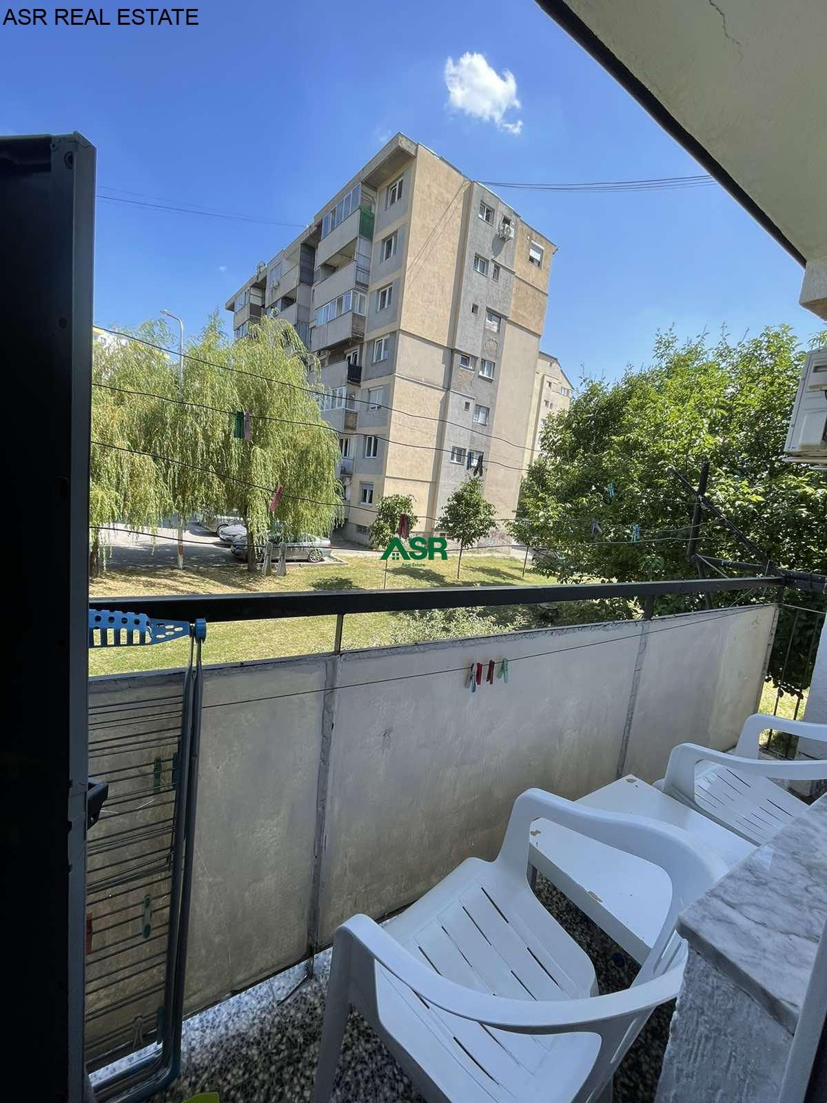 Lëshohet banesa me qira në lagjen Ulpiana tek Restaurant Simphony 4