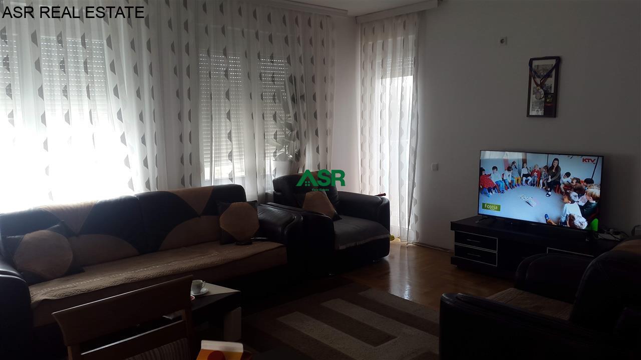 Lëshohet banesa me qira në lagjën Qender 3
