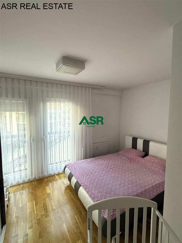 Banesë 81.5 m2 me qira në rr.B 2