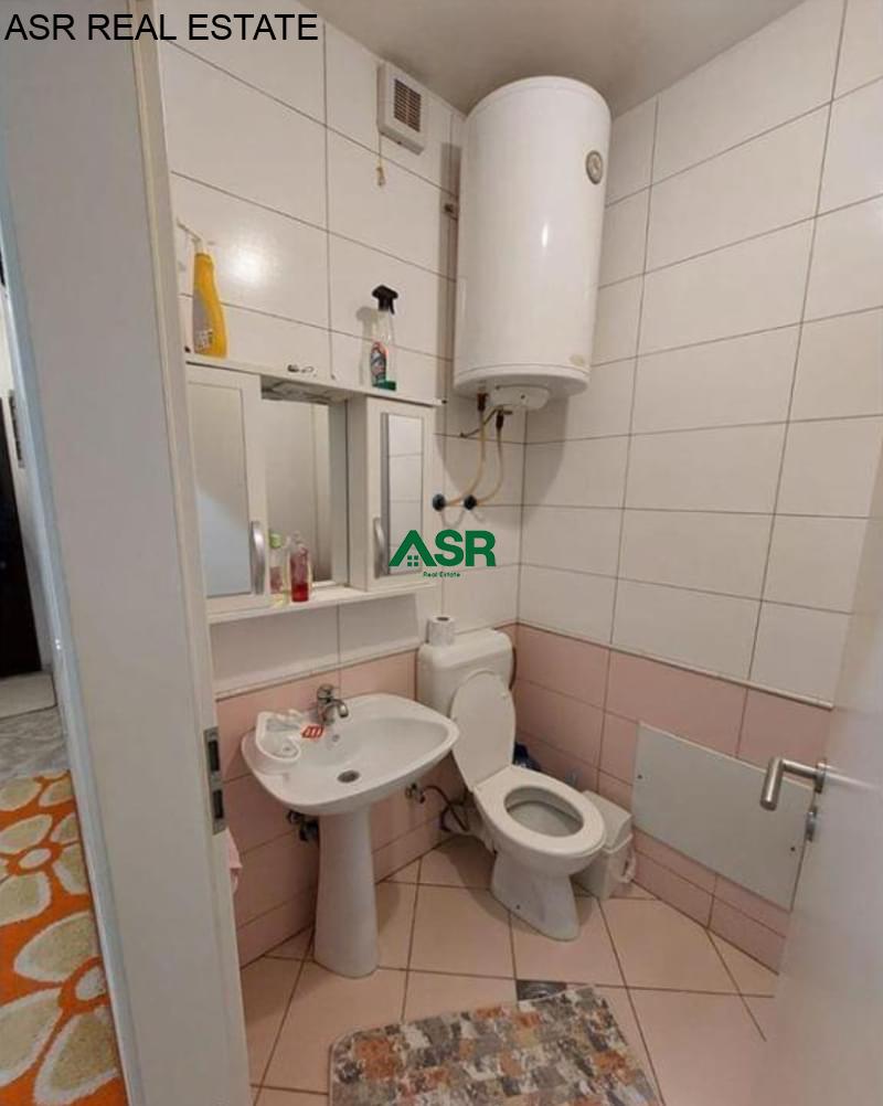 Ofrohet per shitje banesa ne lagjën Tophane 3