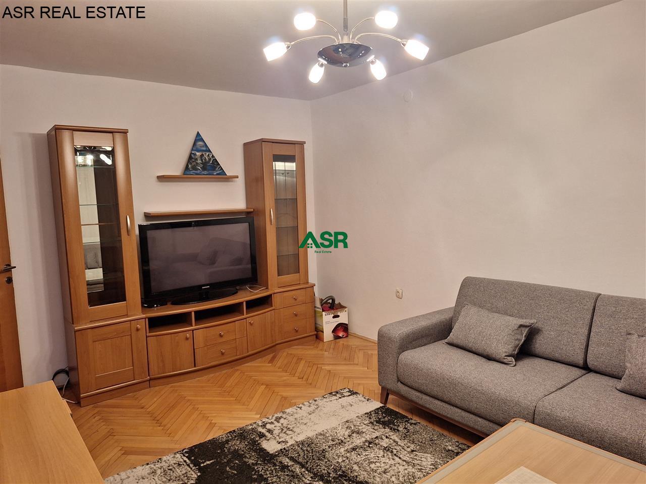 Banesë 60m2 me qira në Sante