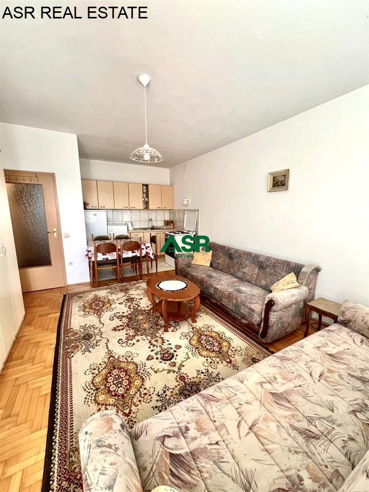 Ofrohet banesa gasoniere me qira në lagjen Aktash,