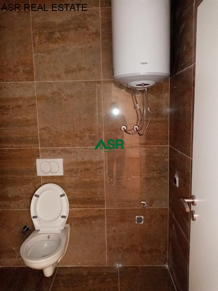 Banesë 100m2 me qira në rr.Prekazi, lagjia e spitalit 3