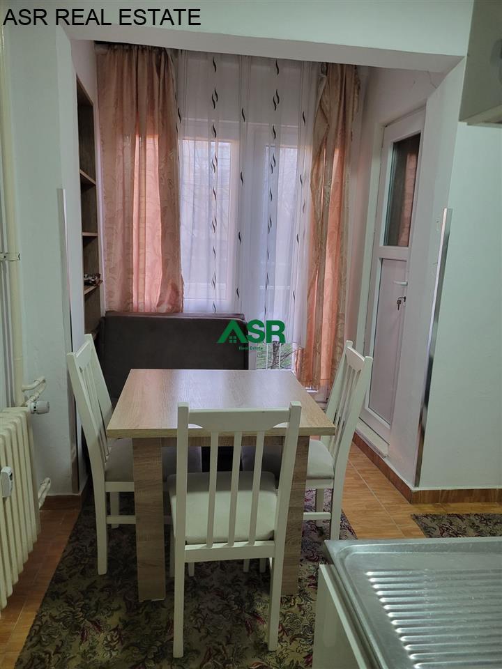Lëshohet banesa me qira në lagjën Bregu i diellit 2
