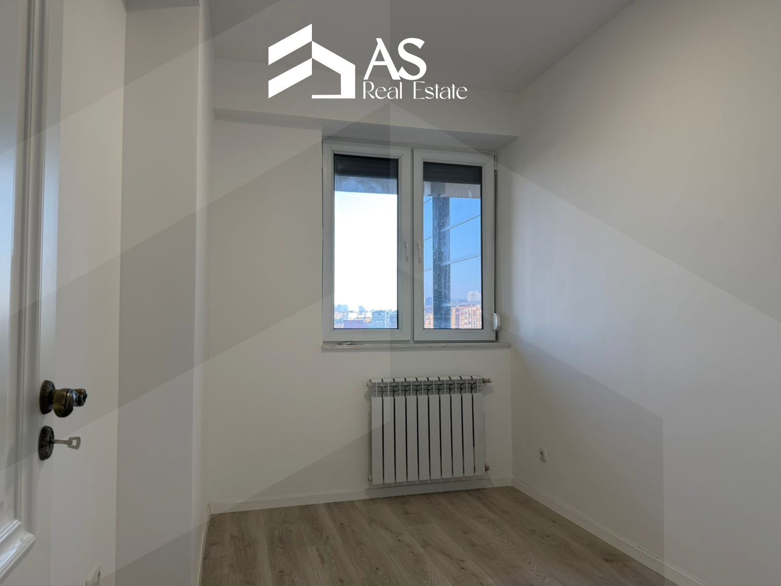Zyre 78m² me Qira në Lakrishtë