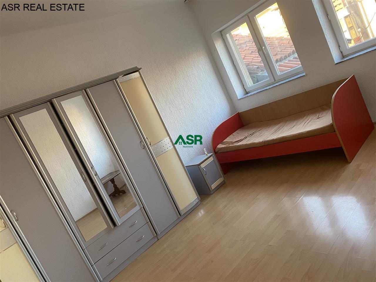 Lëshohet banesa me qera në lagjën Rruges per Germi,