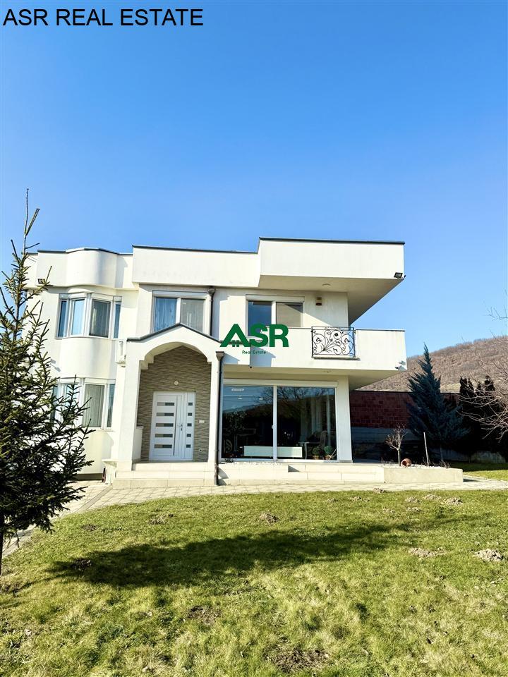 Shtepi m2 me qira në Bërrnicë të Epërme.