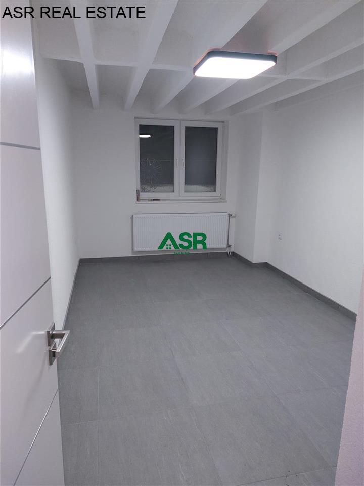 Lëshohet banesa me qira në lagjën Qender, rr. Rexhep Luci