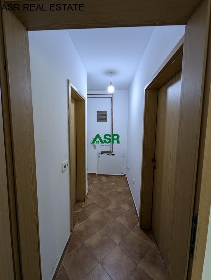 Banesë 60m2 me qira në lagjen qender