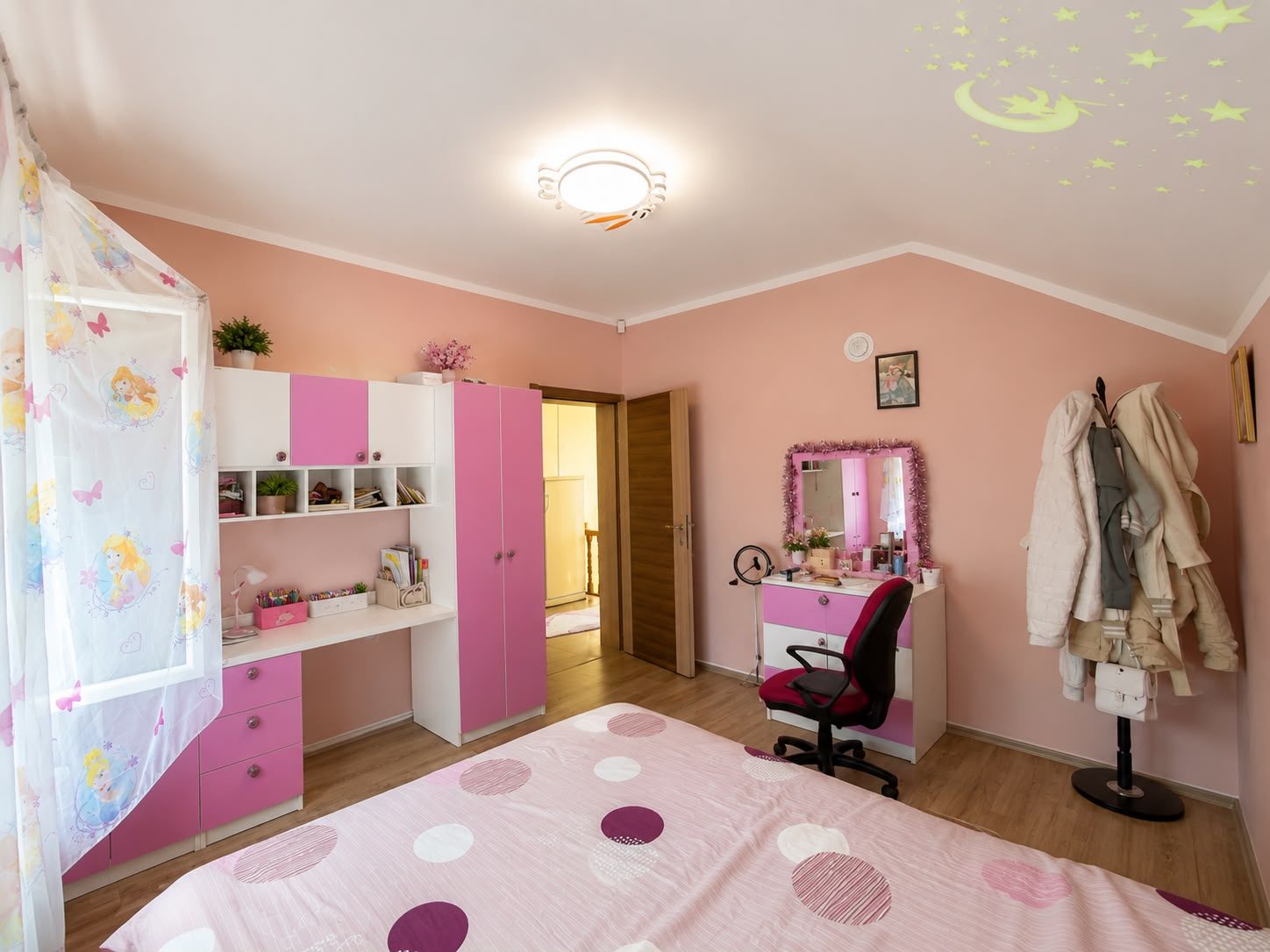 🏡 Shitet Shtëpi në Qendër të Hajvalisë | Truall 6 Ari