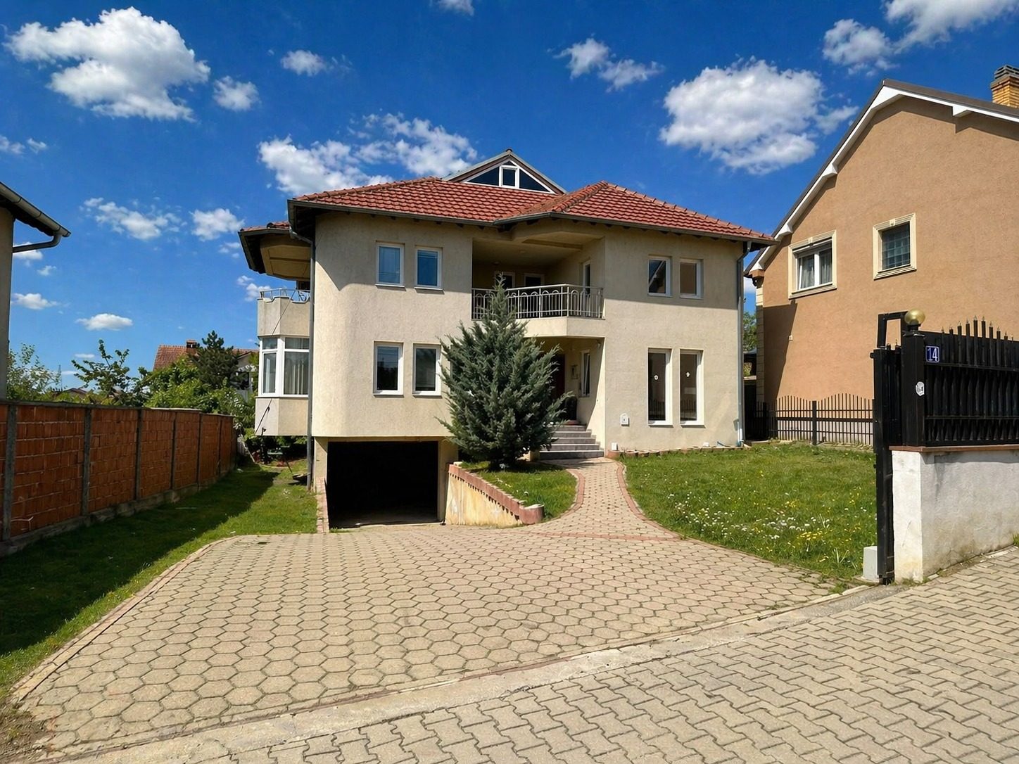 🔥 SHTËPI LUKSOZE NË S on HITJE NË PRISHTINË – HAJVALI! 🔥