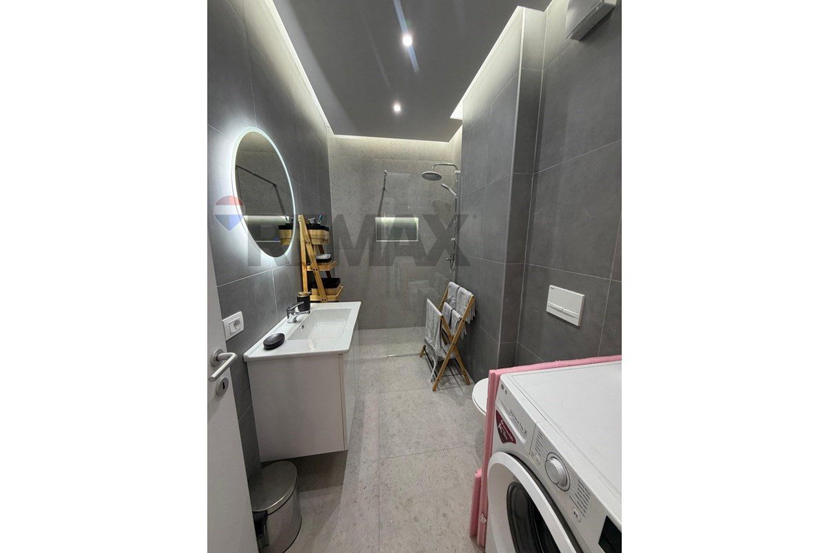 Shitet Apartament 1+1 Rr. Dritan Hoxha
