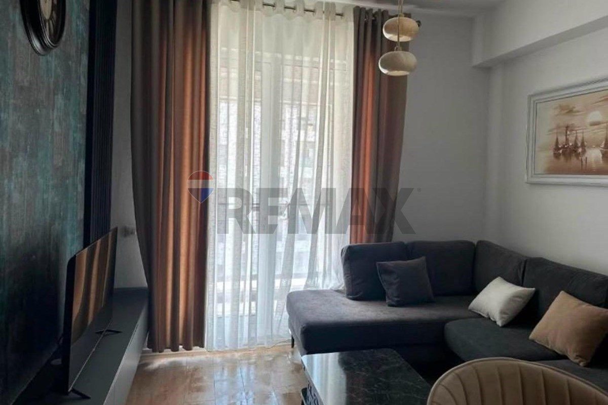 Apartament 2+1 me Qira tek Siri Kodra