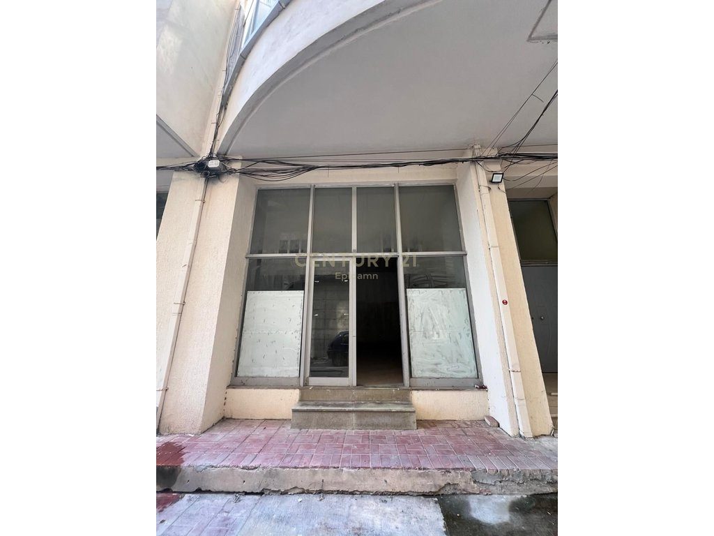 SHITET AMBIENT BIZNESI SHUME PRANE RRUGES KRYESORE NE VOLLGA! 3
