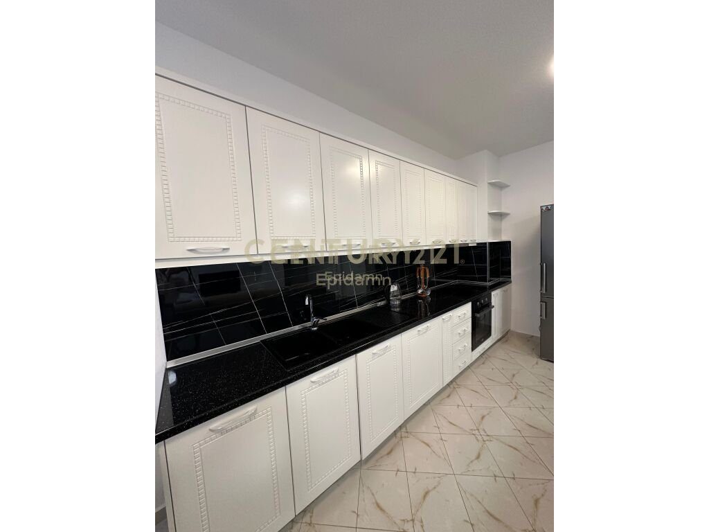 SHITET APARTAMENT 2+1+2 ME PAMJE DETI NE VOLLGA !